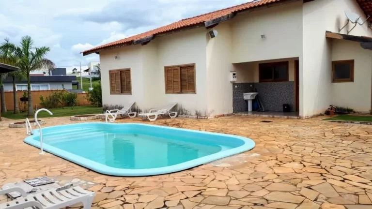 Imagem Linda casa de campo a venda no condomínio Ninho Verde II Eco Residence