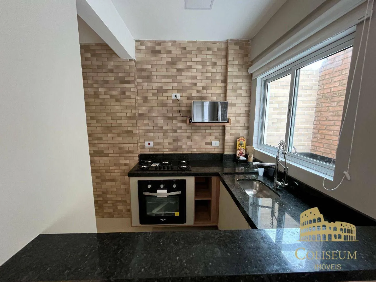 Imagem Apartamento com 2 dormitórios à venda, 75 m² por R$ 425.000,00 - Vila Dinópolis - Mongaguá/SP