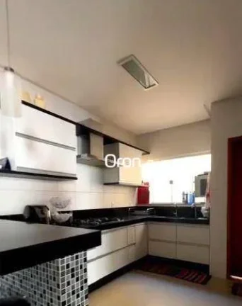 Imagem Casa à venda, 224 m² por R$ 789.000,00 - Cidade Satélite São Luiz - Aparecida de Goiânia/GO