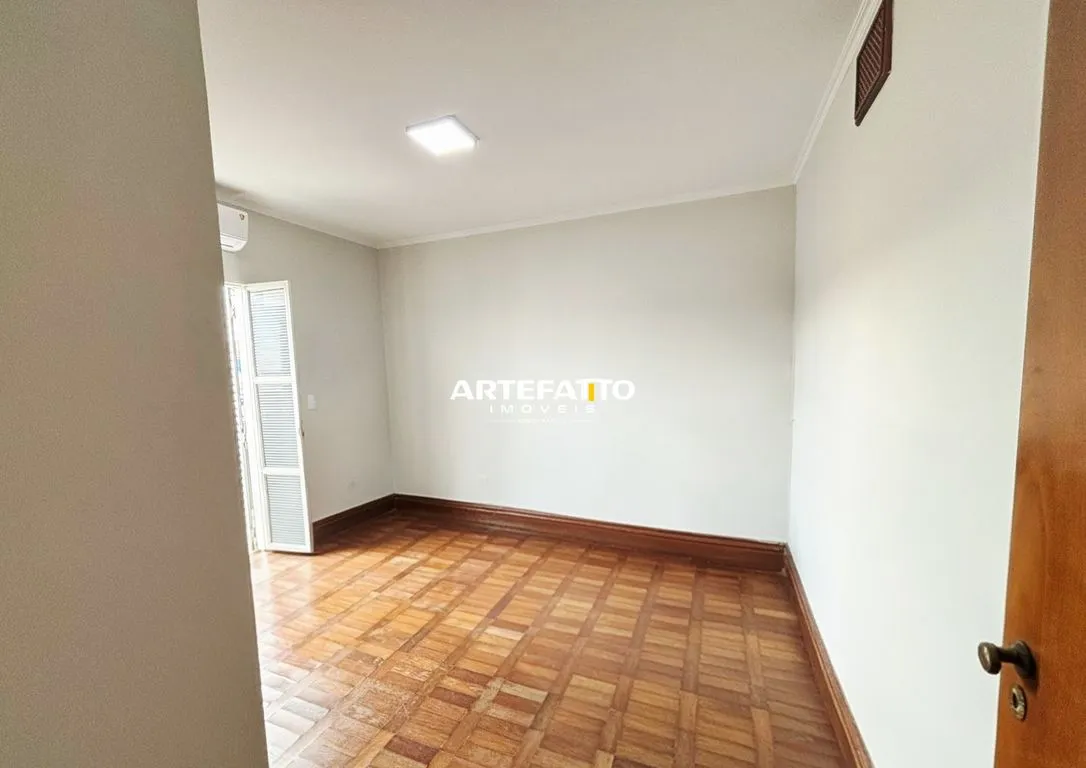 Imagem Casa com 3 dormitórios no bairro Jardim Boa Esperança