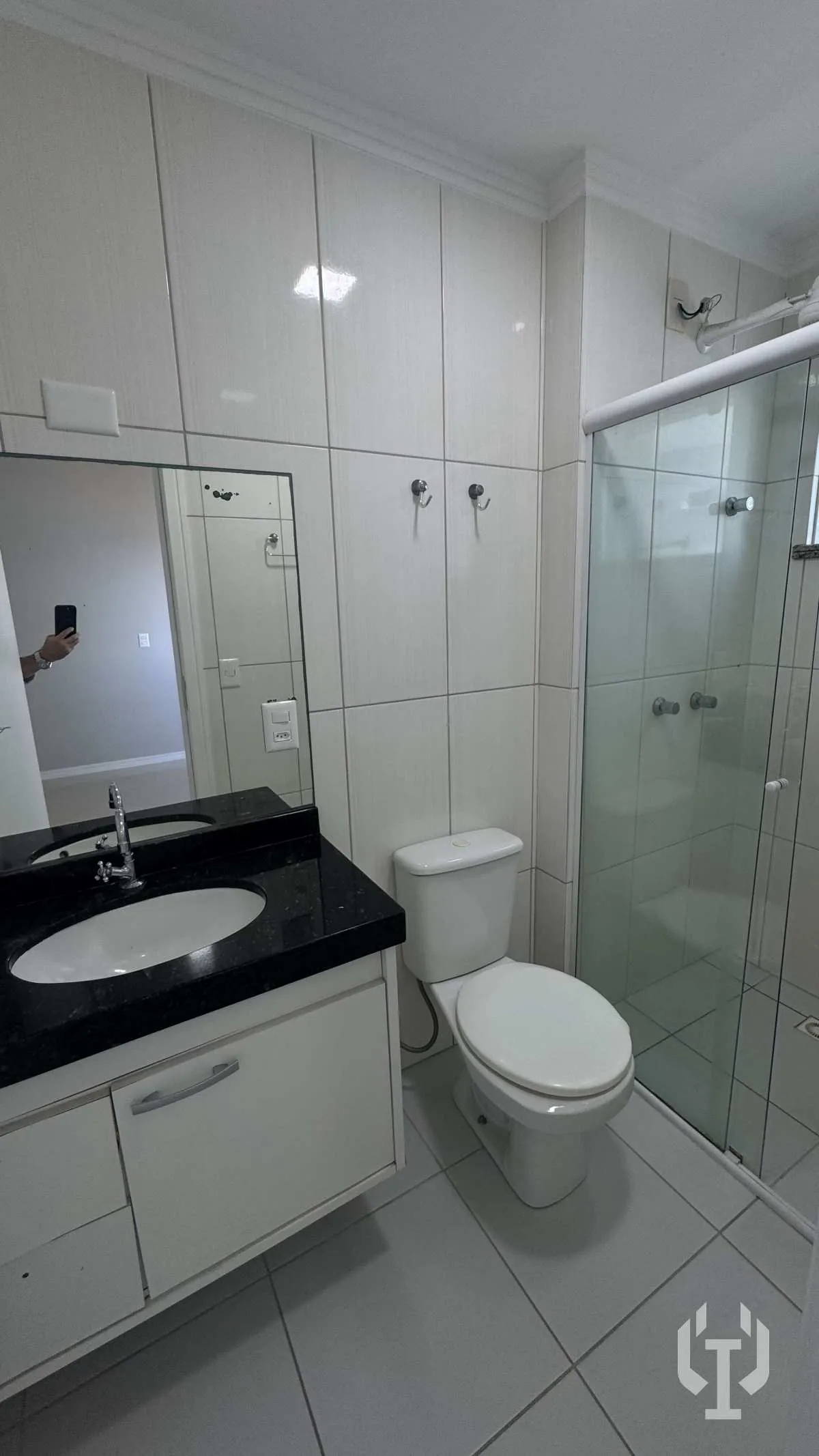 Imagem Apartamento à venda, no ED. LAGO MAGGIORE em Itapema, Meia Praia, com 3 quartos, 121,79m2