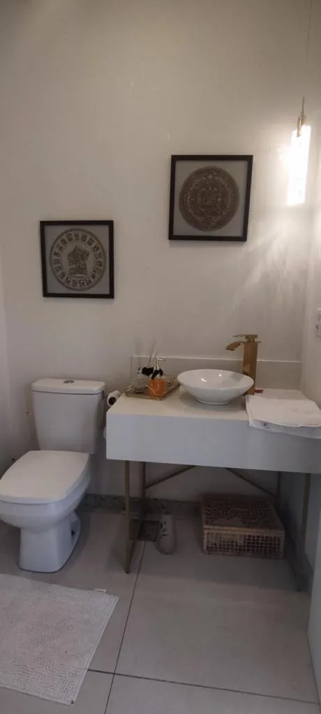 Imagem Casa em Condominio 4 Dormitórios - Bairro Dubai