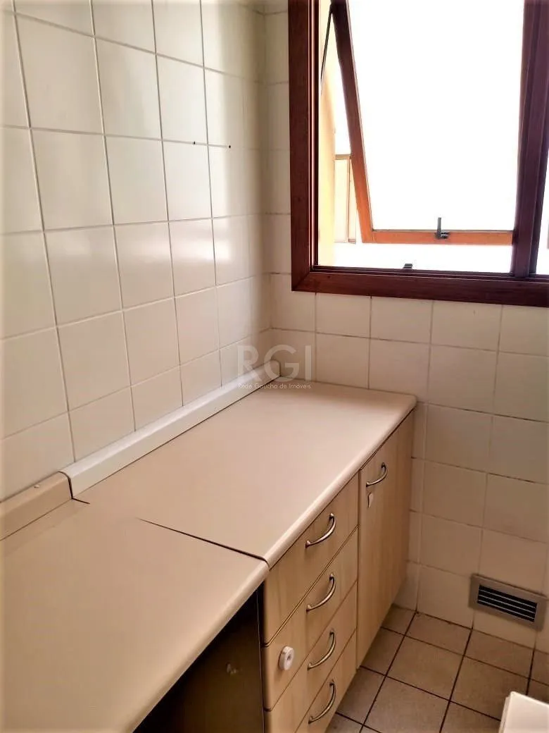 Imagem Apartamento para Venda - 53m², 2 dormitórios, 1 vaga - Petrópolis