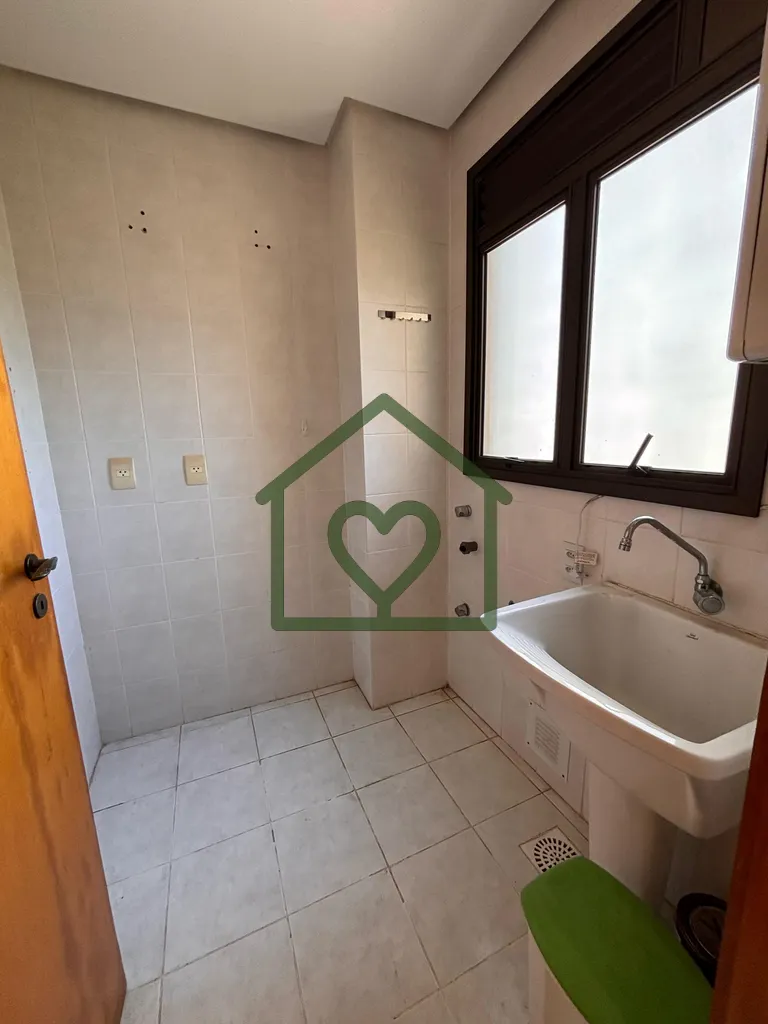 Imagem Dois dormitórios, com vista definida, piscina e churrasqueira na cobertura. Preço e disponibilidad...