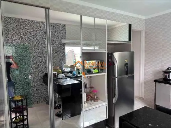 Imagem Sobrado com 3 dormitórios à venda, 200 m² por R$ 630.000,00 - Bonsucesso - Guarulhos/SP