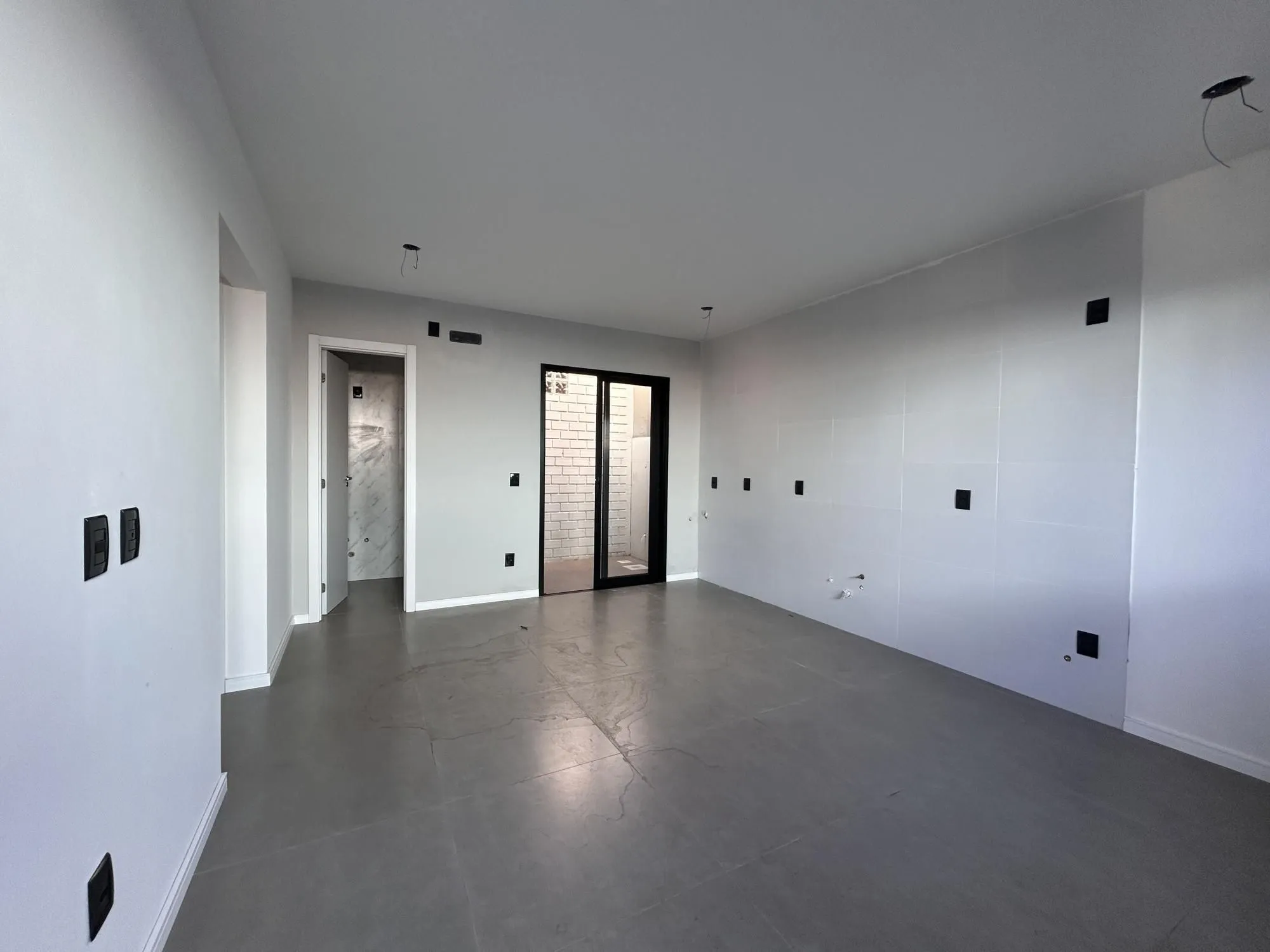 Imagem Casa 2 Dormitórios com Suíte | Garagem para 2 Carros | Ótima Localização em Canoas
