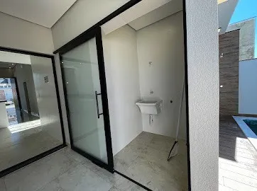 Imagem Casa Vermont com Piscina no Condomínio Horto Florestal Villagio