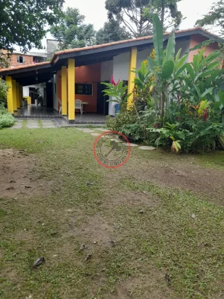 Imagem Casa com 3 quartos , + 1casa de com 2 quartos, terreno de 1020 metros, próximo a praia (200METROS) e de todo comércio local