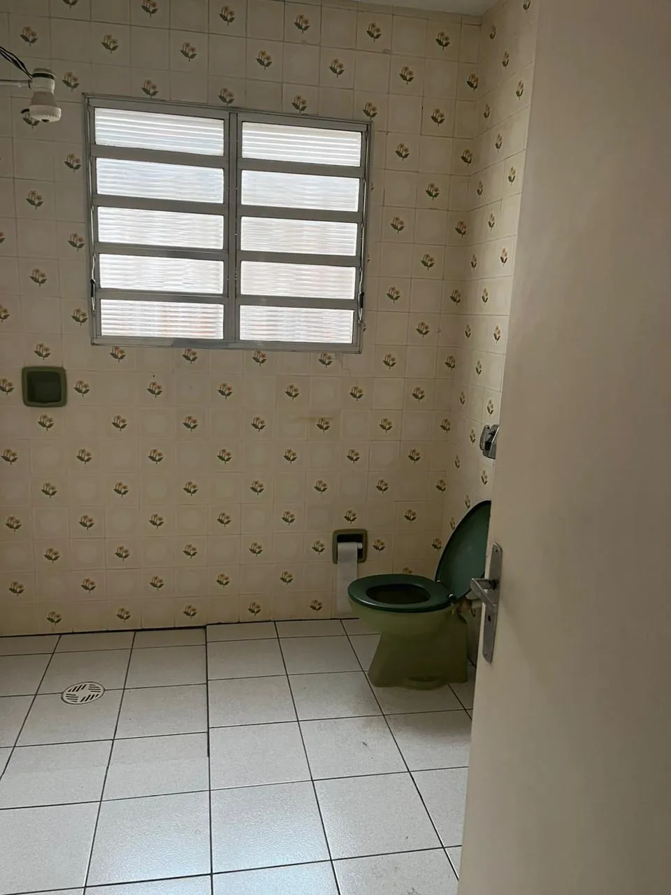 Imagem Imóvel Comercial no Centro de Sorocaba com 5 Salas e Varanda