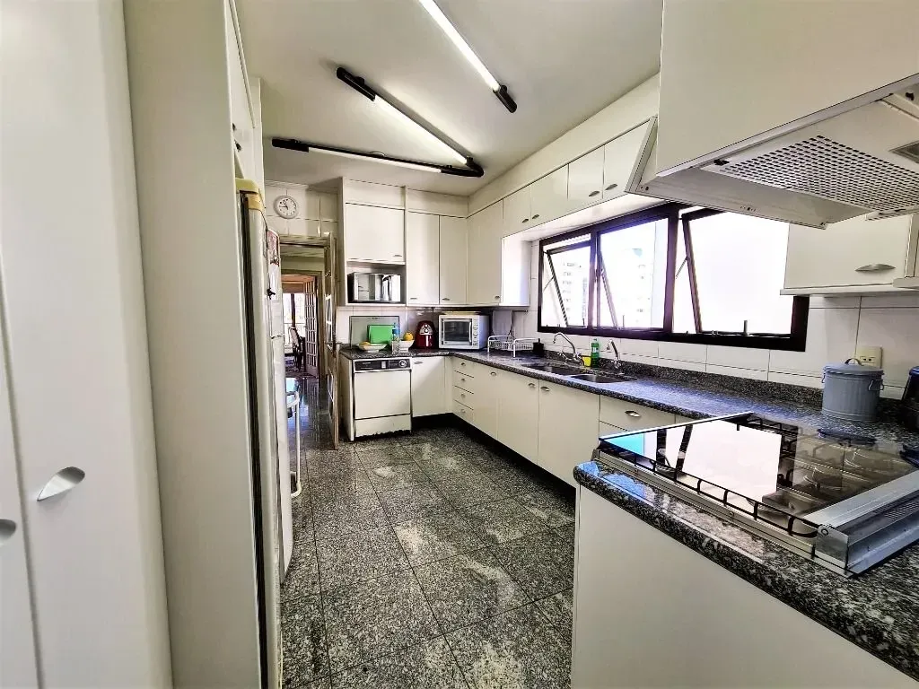 Imagem Apartamento com 5 Quartos à Venda, 257 m² em Campo Belo - São Paulo