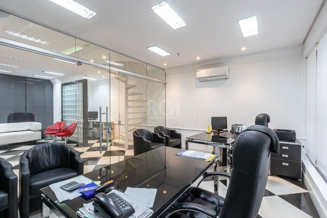 Imagem Cobertura Comercial para Venda - 101m², 0 dormitórios, Praia de Belas