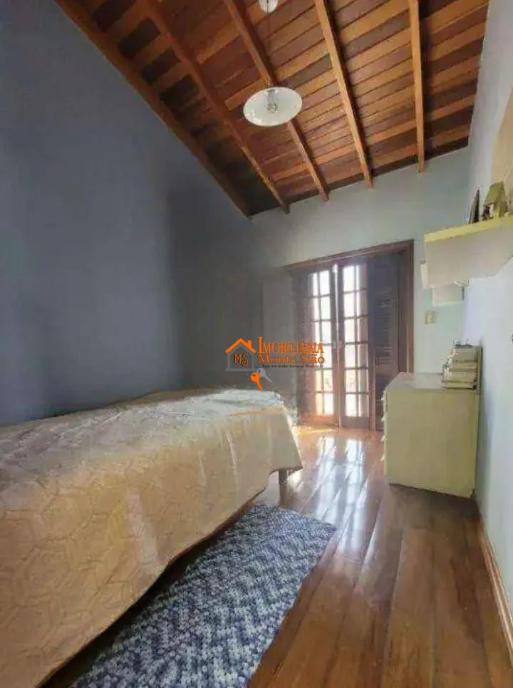Imagem Sobrado com 5 Quartos à venda, 277m² - Vila Rosália