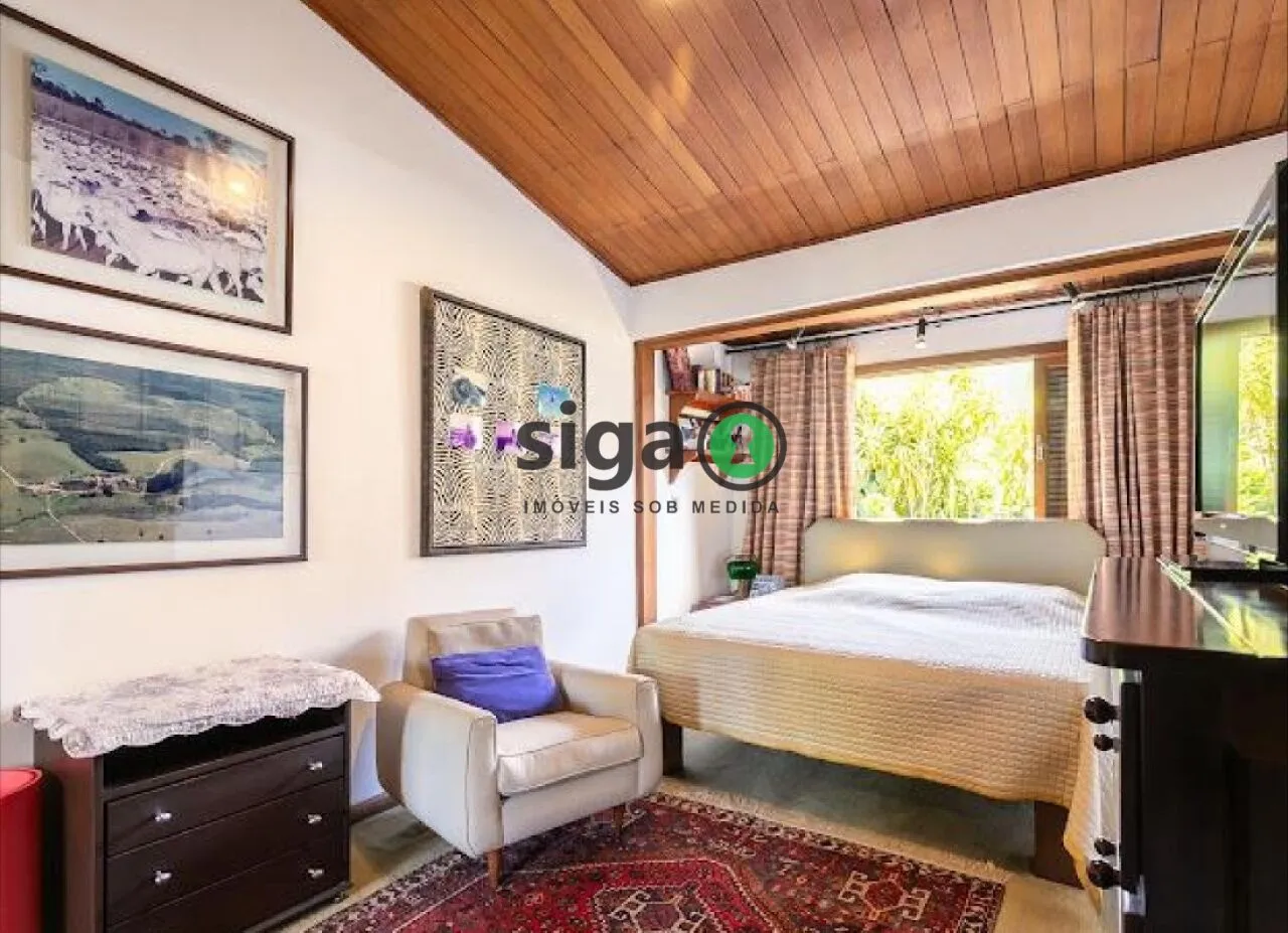 Imagem CASA À VENDA EM RUA FECHADA JARDIM EVEREST - VISTA PARA O JÓQUEI CLUB