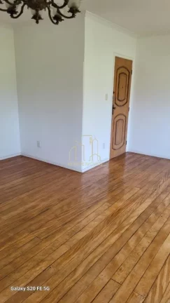 Imagem Apartamento amplo e bem localizado com quatro quartos a venda na Barra