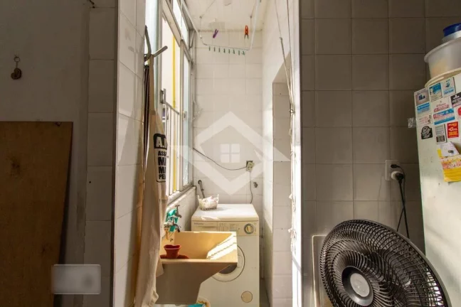Imagem Apartamento de 2 Quartos para Venda em Botafogo com 70 m²