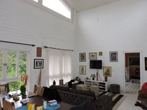 Imagem Pq das Artes - Casa descolada! Na melhor localização muito verde !