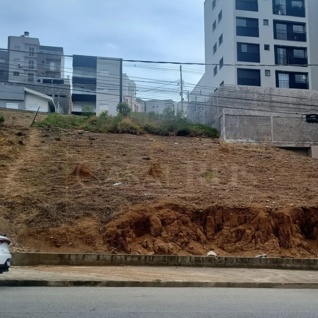 Imagem Terreno 250 m² à venda em Residencial Summer Ville, Poços de Caldas