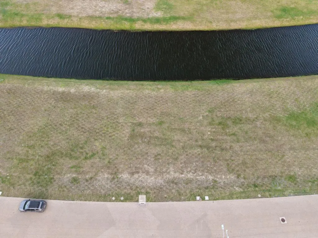 Imagem Terreno em Condomínio - Bairro xangri-la