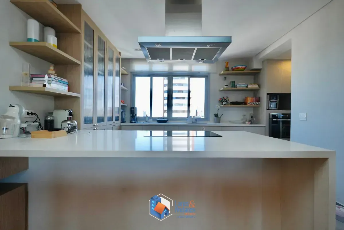 Imagem Apartamento para venda em Perdizes com 3 quartos, sendo 1 suíte, 197m²