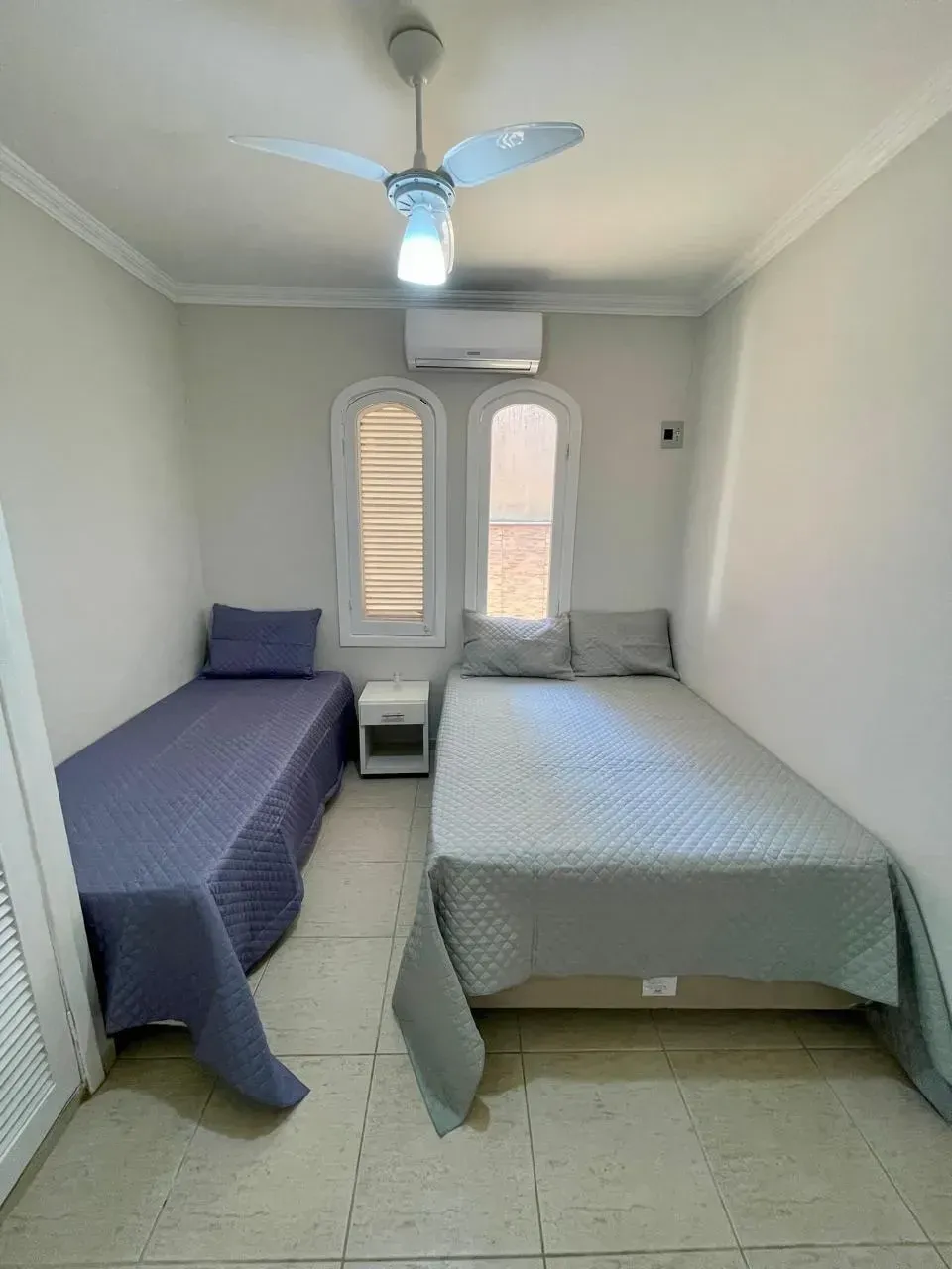 Imagem Casa com 4 Quartos à Venda, 210 m² em Enseada - Guarujá
