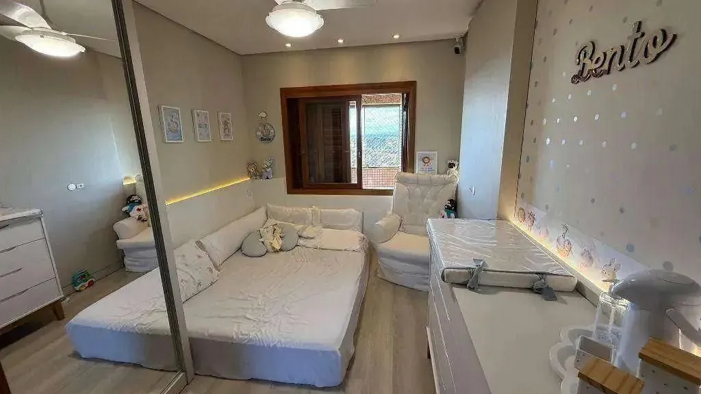 Imagem Cobertura com 4 dormitórios, 2 suítes, lavabo e 3 vagas de garagem.