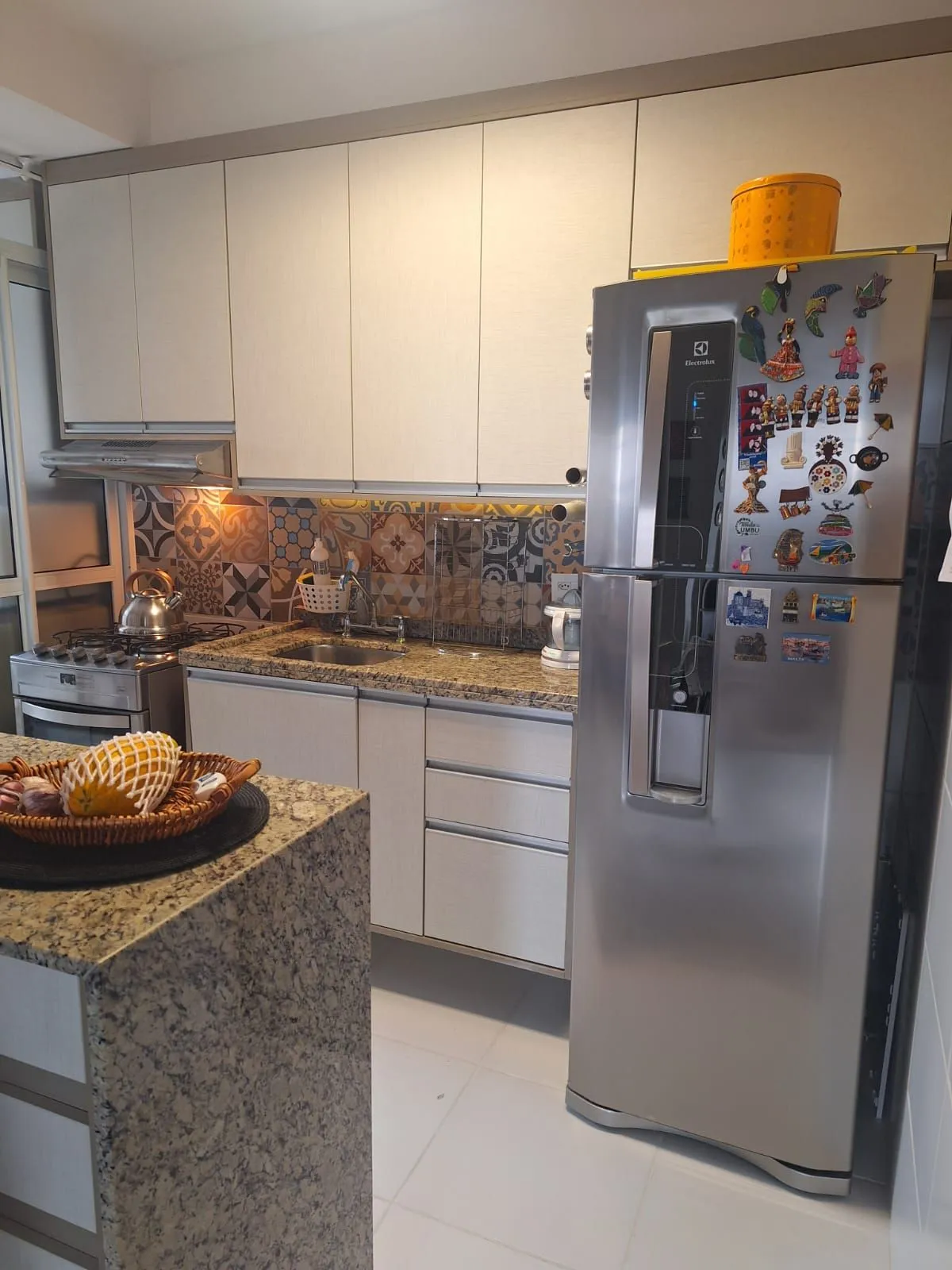 Imagem Apartamento de três quartos, suíte e uma vaga de garagem em condomínio com infra
