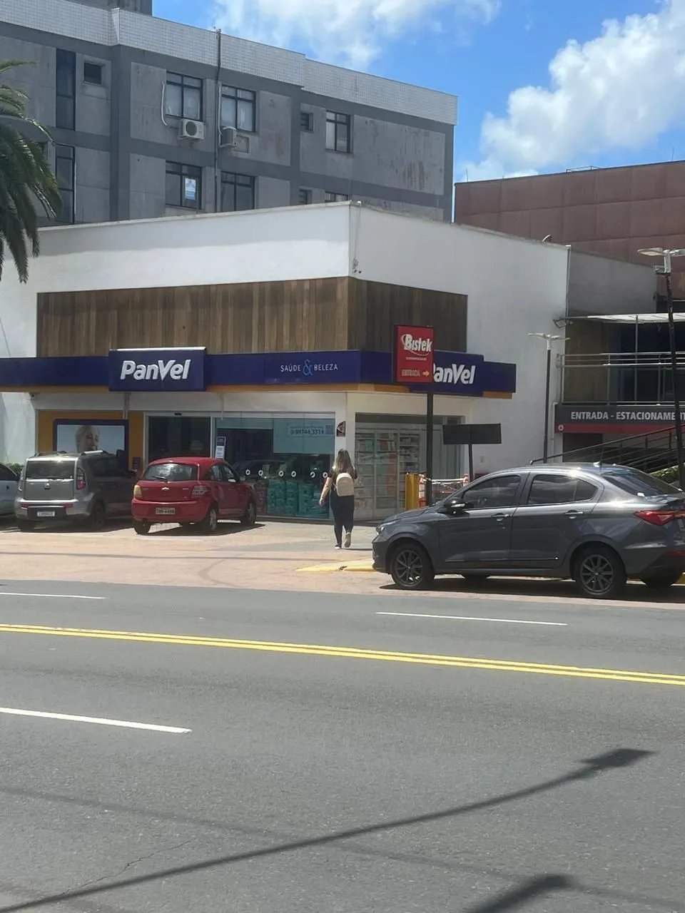 Imagem Apartamento à Venda com 02 Quartos na Av do Forte, Vila Ipiranga em Porto Alegre