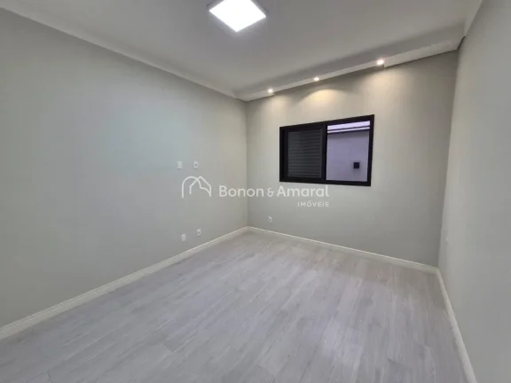 Imagem Esta bela casa térrea combina conforto e sofisticação Conta com uma espaçosa sala integrada à c...
