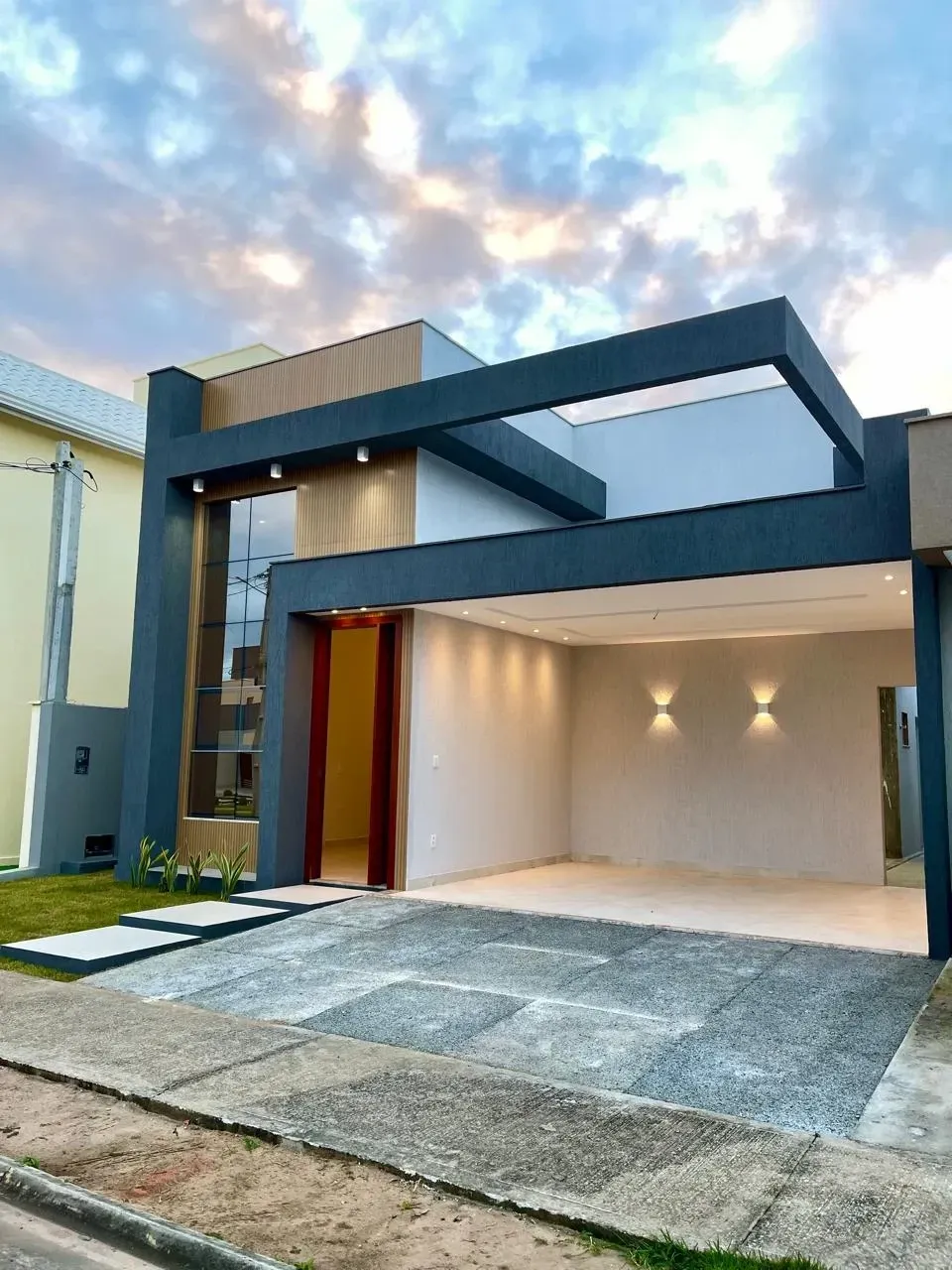 Casa de Condomínio com 3 Quartos à Venda, 200 metros em Cajupiranga - Parnamirim