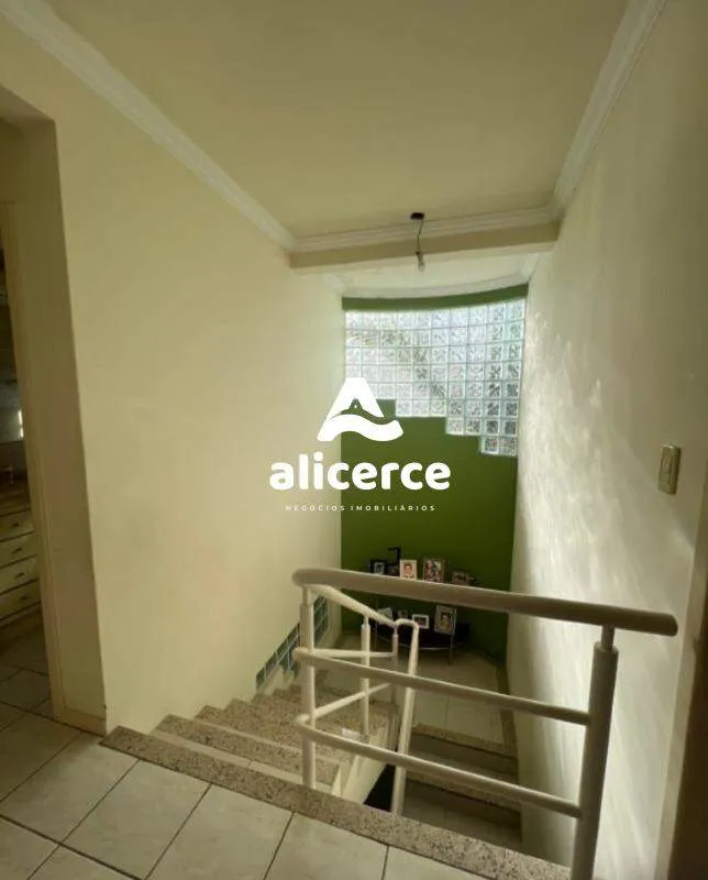 Imagem Ampla Casa de dois Pavimentos no Jardim Atlântico