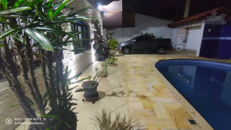 Imagem Casa Isolada à Venda em Flórida, Praia Grande - SP