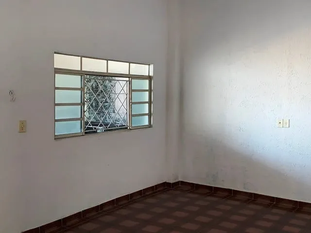 Imagem Casa à venda 2 Quartos, 2 Vagas, 250M², Delta, Pindamonhangaba - SP