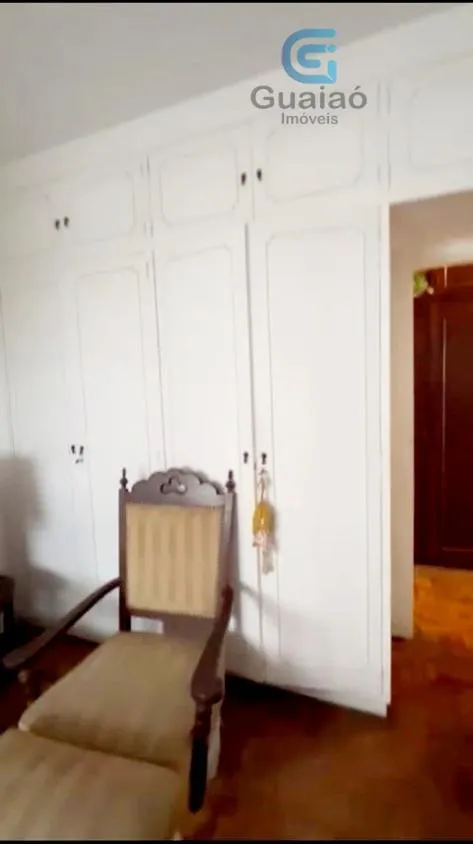 Imagem VENDO AMPLO APARTAMENTO DE 3 DORMITÓRIOS E SUITE NO CORAÇÃO DO GONZAGA EM SANTOS