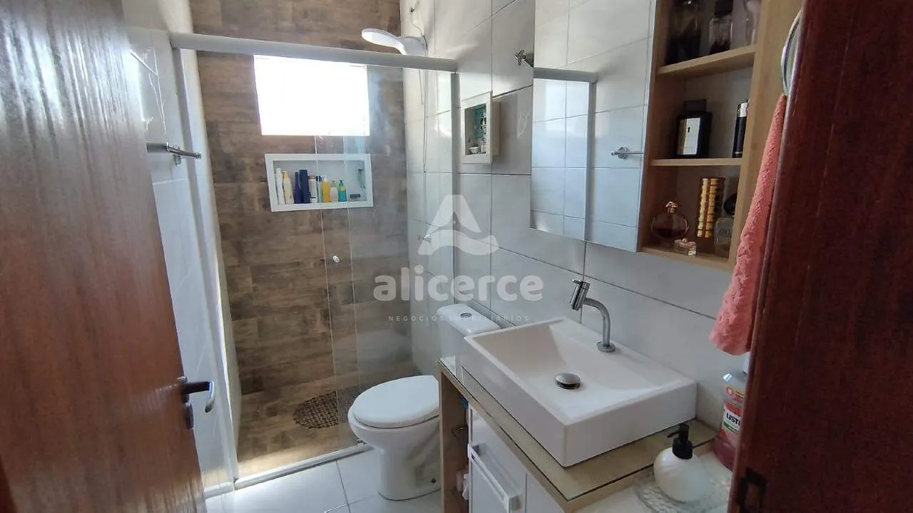 Imagem Sobrado à venda com 2 quartos , 70m² em Potecas São José