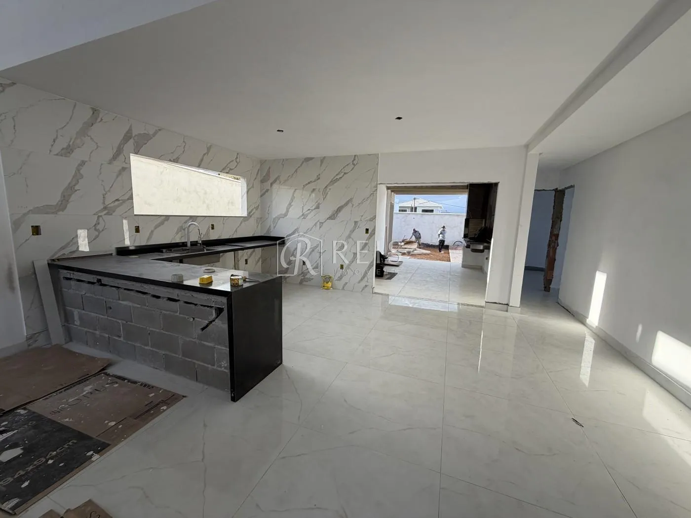 Imagem Casa para Venda em Rio das Ostras, Viverde, 3 dormitórios, 2 suítes, 3 banheiros, 4 vagas