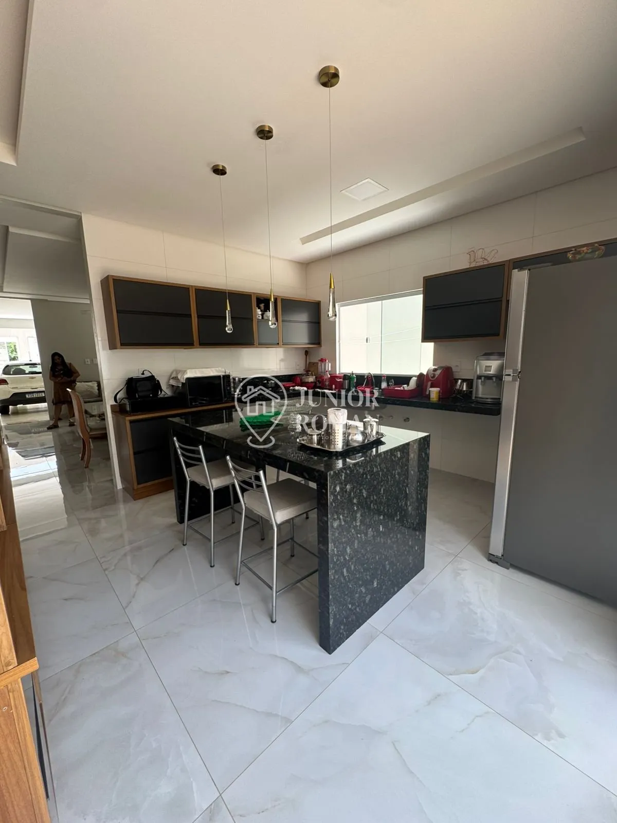 Imagem LINDA CASA 3 DORM SENDO 2 SUITES COM PISCINA E CHURRASQUEIRA - JD VITORIA - BARREIRAS/BA
