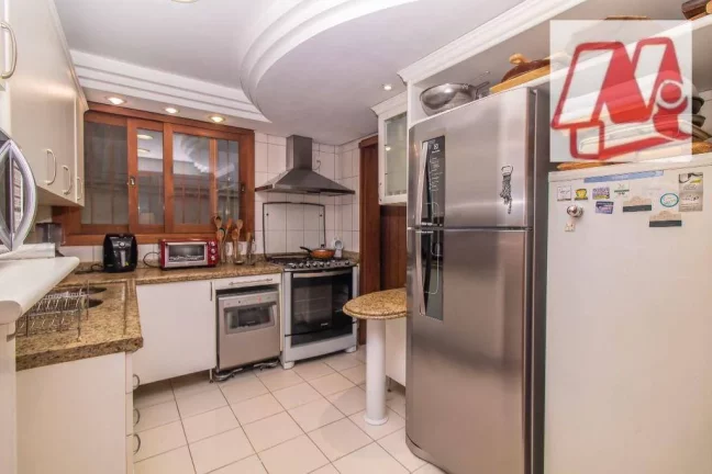 Imagem No bairro Boa Vista, casa em condomínio com 3 suites e vagas.