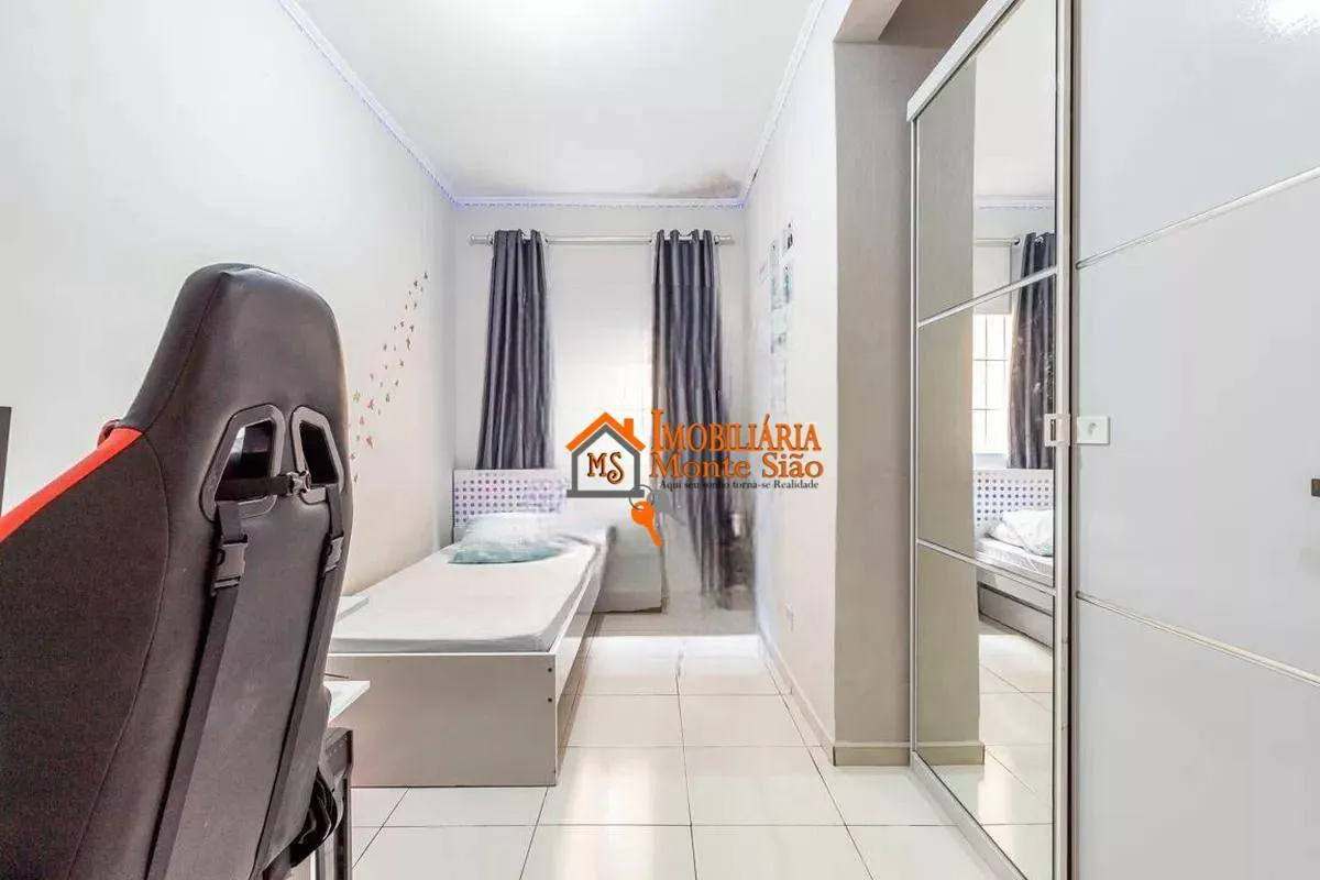 Imagem Casa com 3 dormitórios à venda, 130 m² por R$ 690.000,00 - Jardim Rosa de Franca - Guarulhos/SP