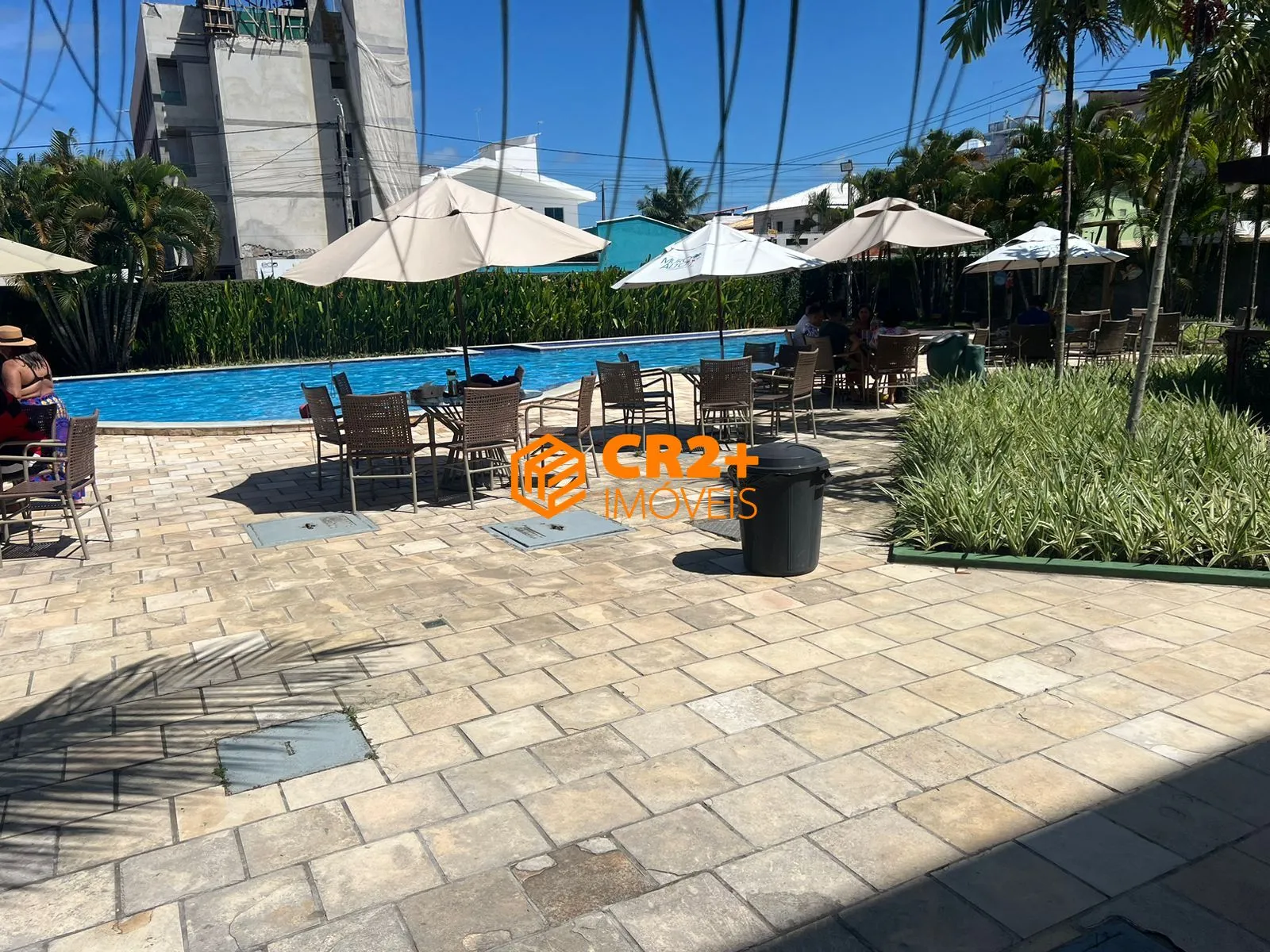 Imagem Vendo Flat 32m² em Porto de Galinhas MOBILIADO com Varanda gourmet
