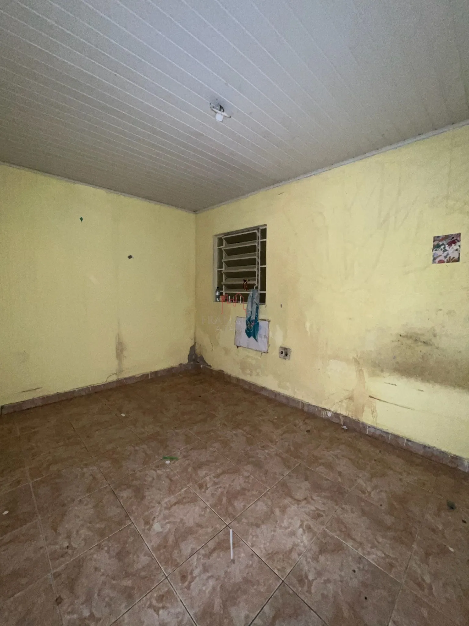 Imagem Oportunidade para quem busca espaço, localização estratégica e potencial de valorização no bai...