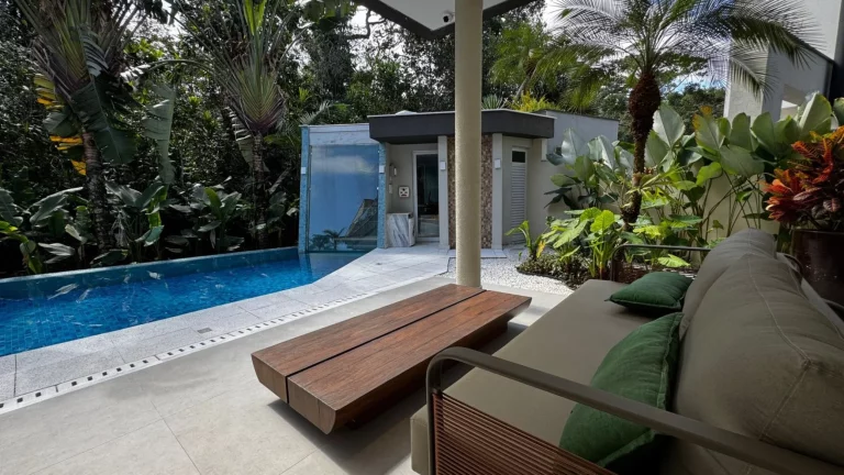 Imagem Imperdível: Casa à venda em Riviera de São Lourenço Módulo 24! 7 quartos, 7 suítes, 3 salas, 4 vagas e 500m² de área.
