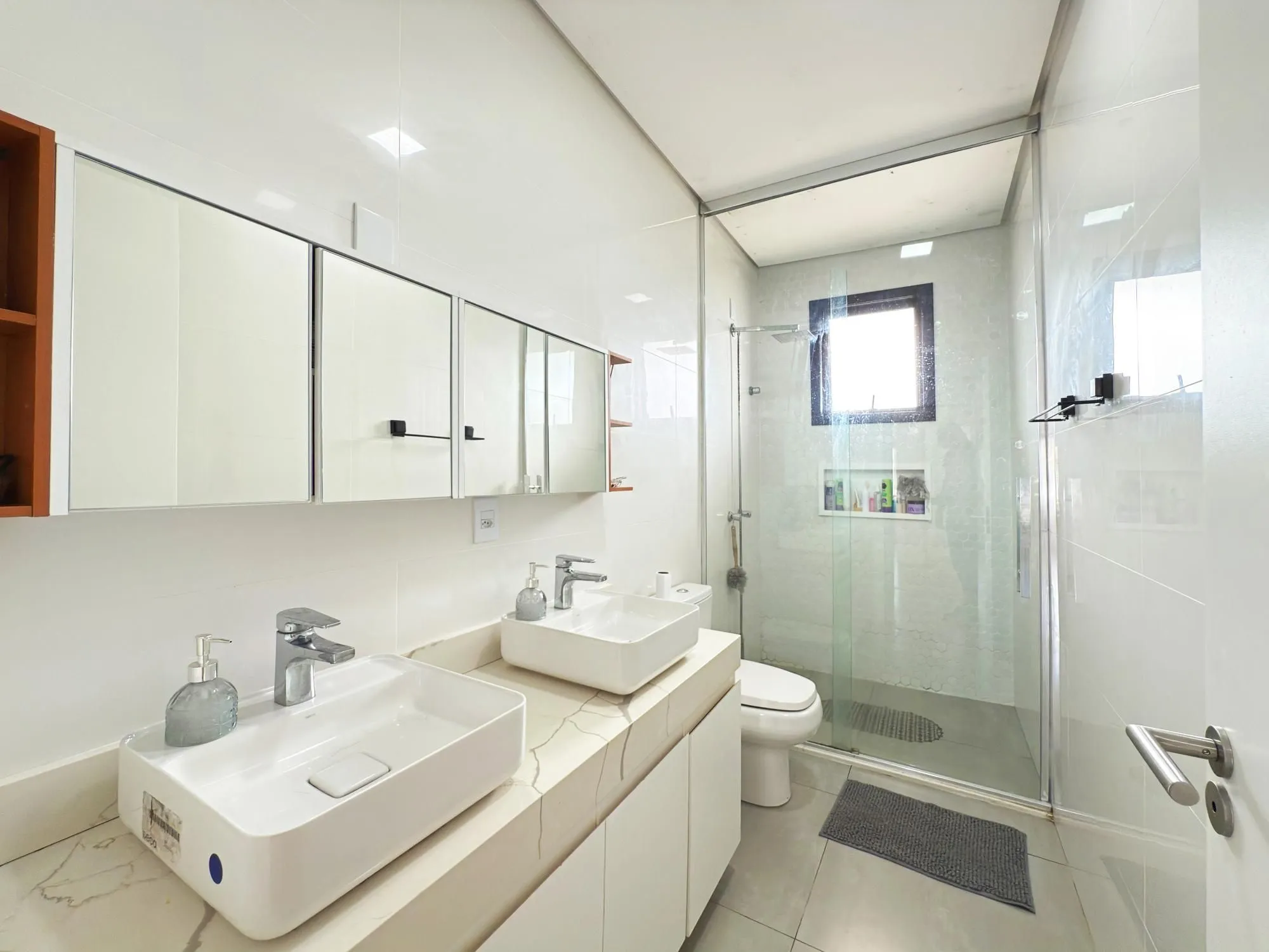 Imagem Casa de Condomínio em Aberta dos Morros