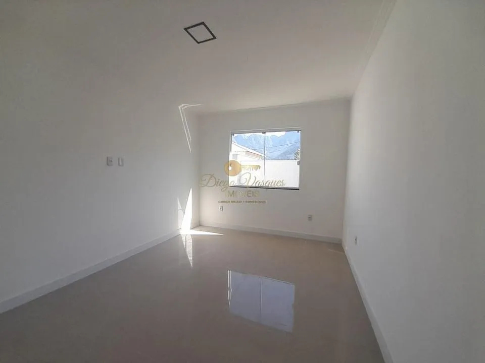 Imagem Casa para Venda em Guapimirim / RJ no bairro Cotia