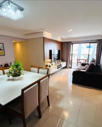 Apartamento de alto padrão à venda na Praia da Costa!
