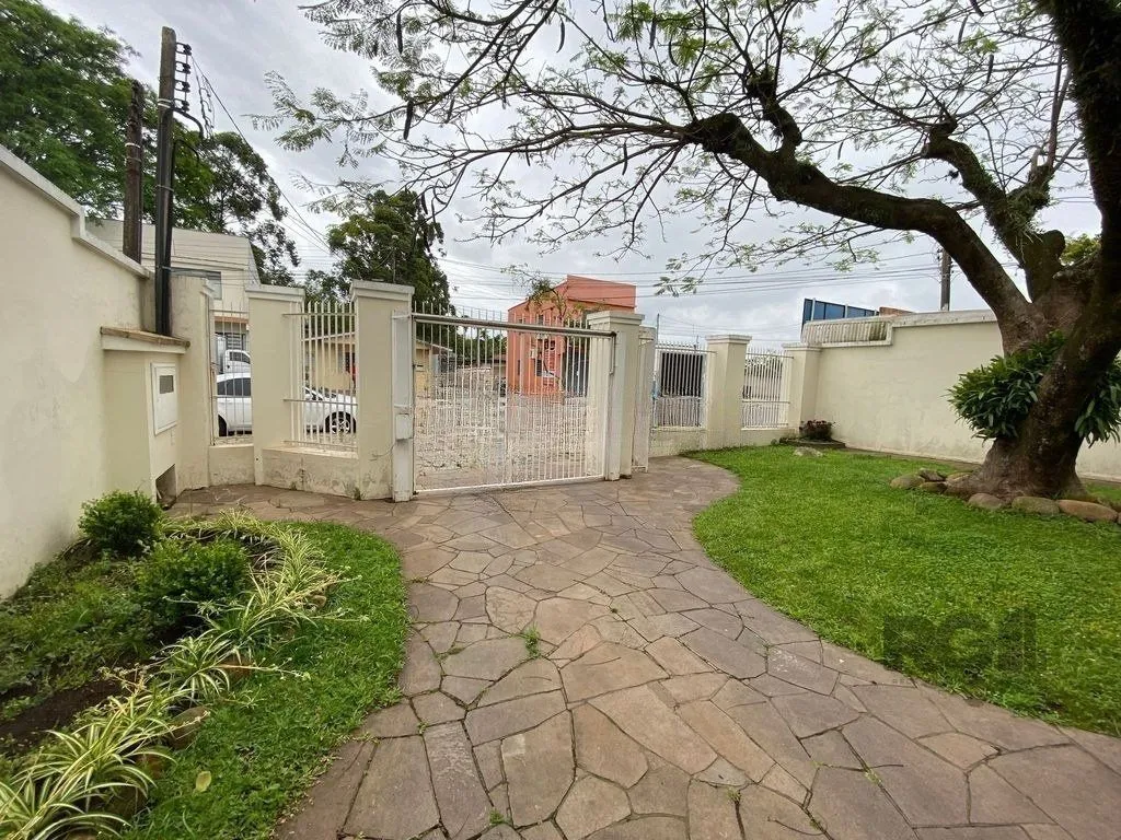 Imagem Casa de 5 dormitórios, bairro Jardim Floresta