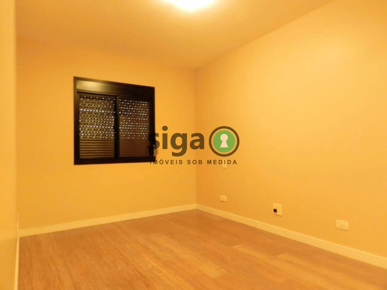 Imagem Apartamento com 2 quartos (1 Suíte) e Sacada com 70m² - Brooklin - São Paulo/SP