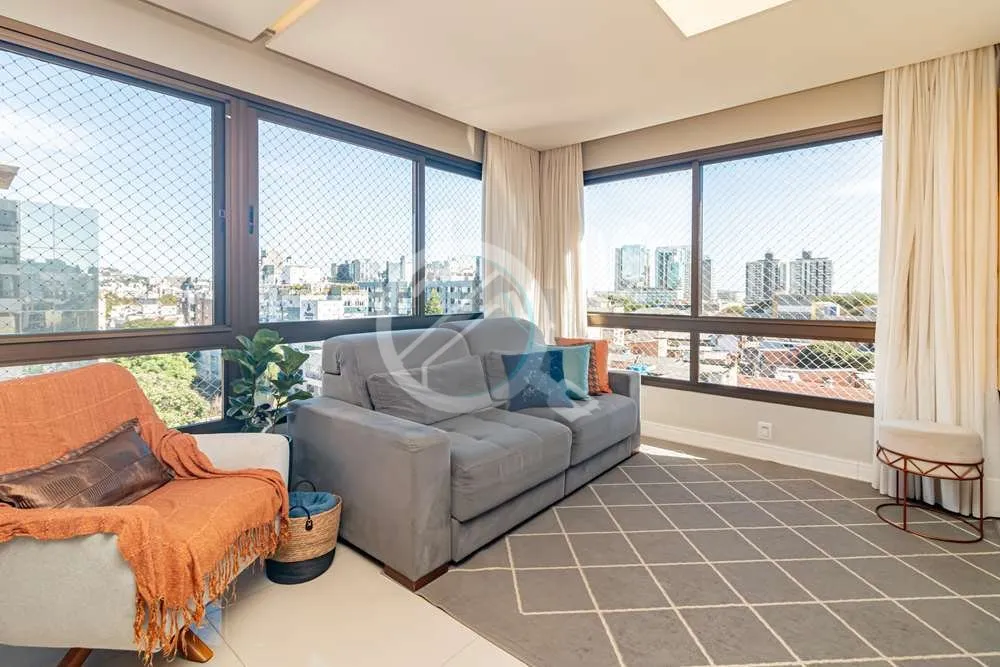 Descubra o conforto e a praticidade neste charmoso apartamento semi mobiliado, localizado no bairro ...