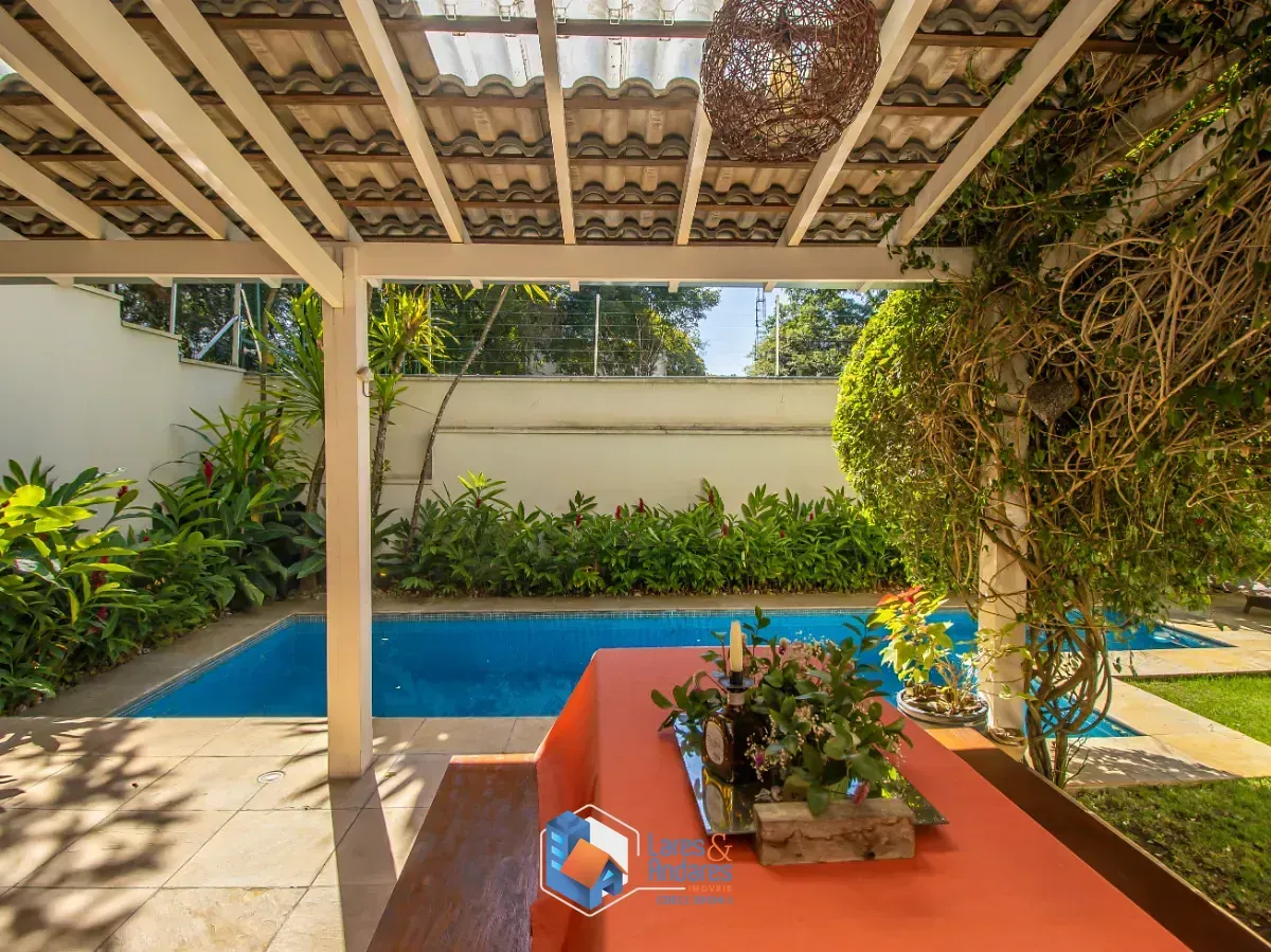 Imagem Casa no condomínio Condomínio Vila Bouganville para venda com 5 quartos, sendo 4 suítes, 728m²