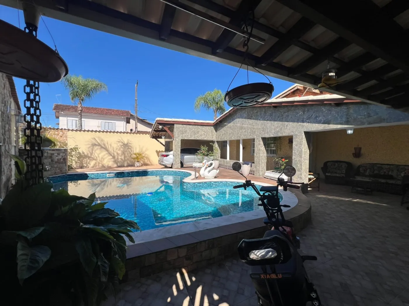 Imagem Casa para Venda em Praia Grande, Solemar, 3 dormitórios, 2 suítes, 1 banheiro, 2 vagas
