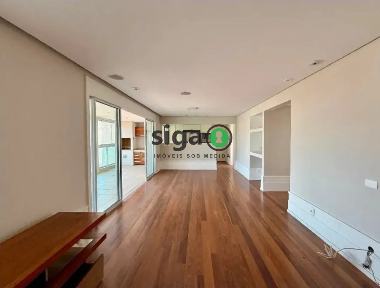 Foto do imóvel Apartamento a venda no Brooklin de 138m2, 3 quartos e 2 vagas